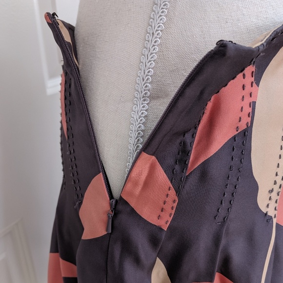 Club Monaco silk leaf print pleated a-line skirt - Picture 6 of 8